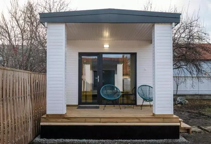 Majatalo Pixel   Tiny Village