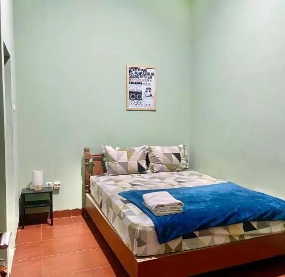 Hostel Telu.telu Solo