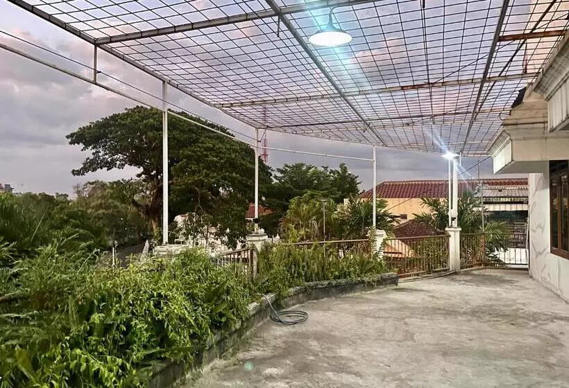 Hostel Telu.telu Solo