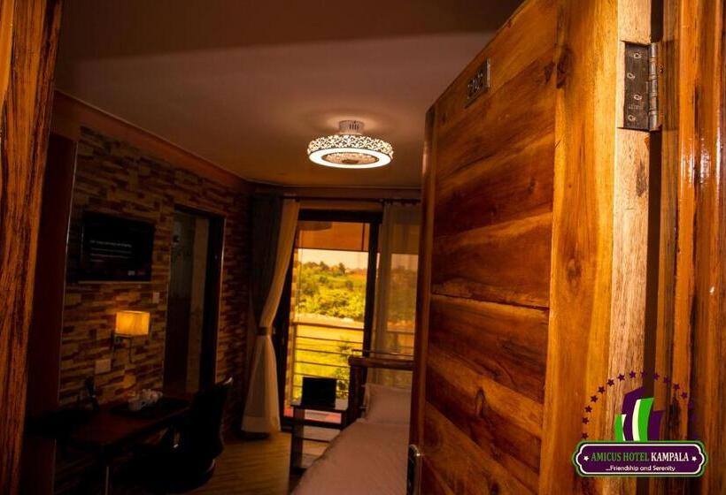 Amicus Hotel Kampala