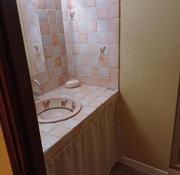 مبيت وإفطار Chambre D Hôte Suite Tournesol Au Fond Du Jardin