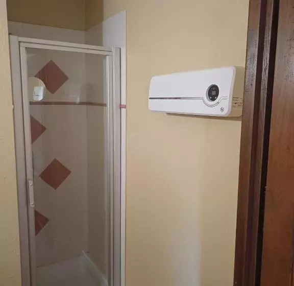 ベッドアンドブレックファースト Chambre D Hôte Suite Tournesol Au Fond Du Jardin