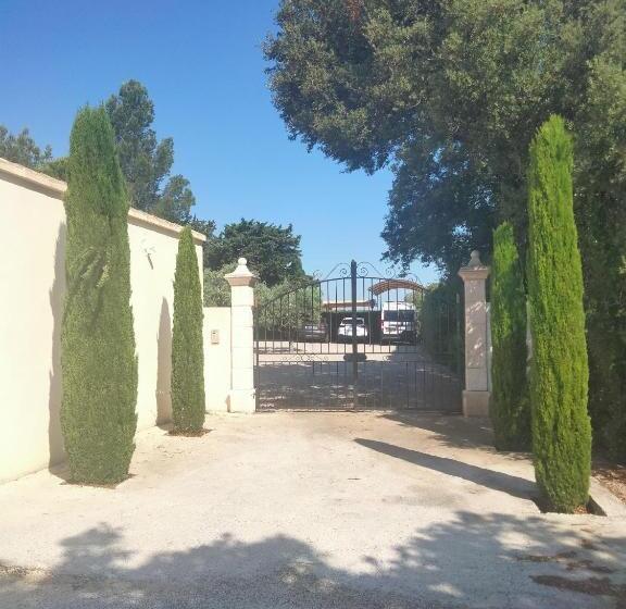 مبيت وإفطار Chambre D Hôte Suite Tournesol Au Fond Du Jardin