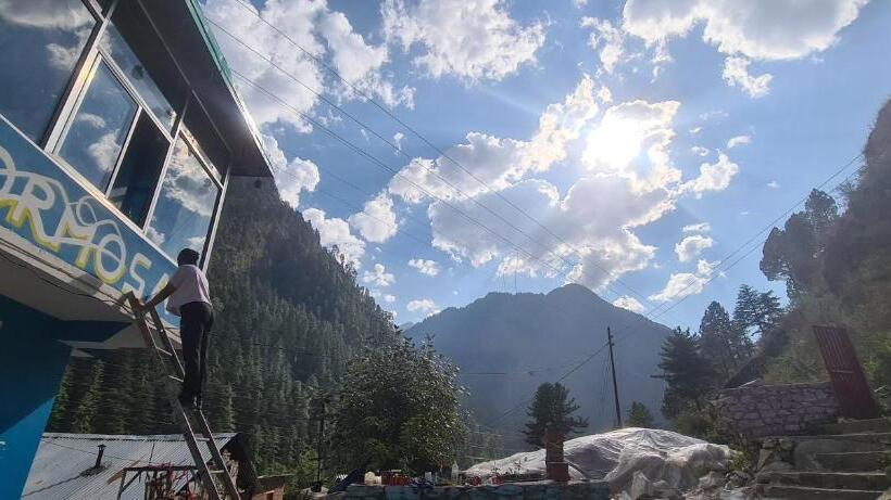 Formosa Cafe & Hostel