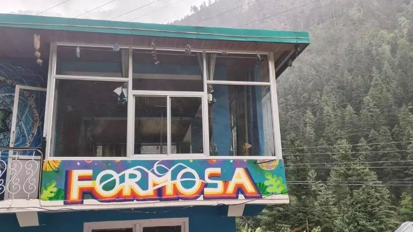 Formosa Cafe & Hostel