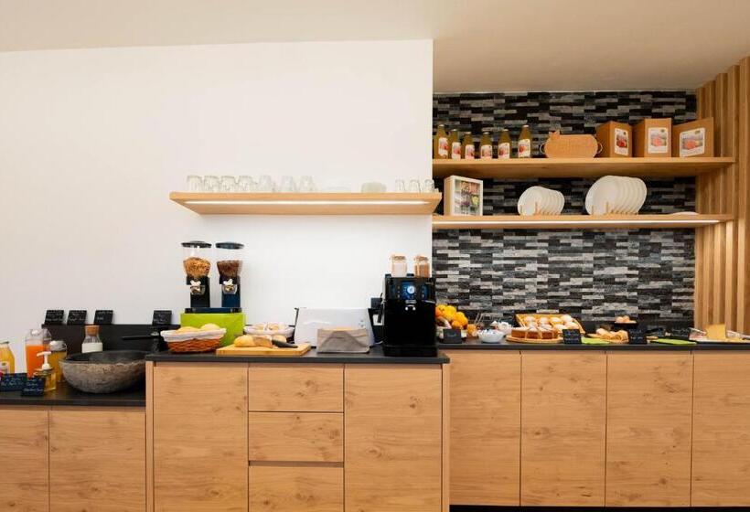 ホテル Agriturismo Val Castel