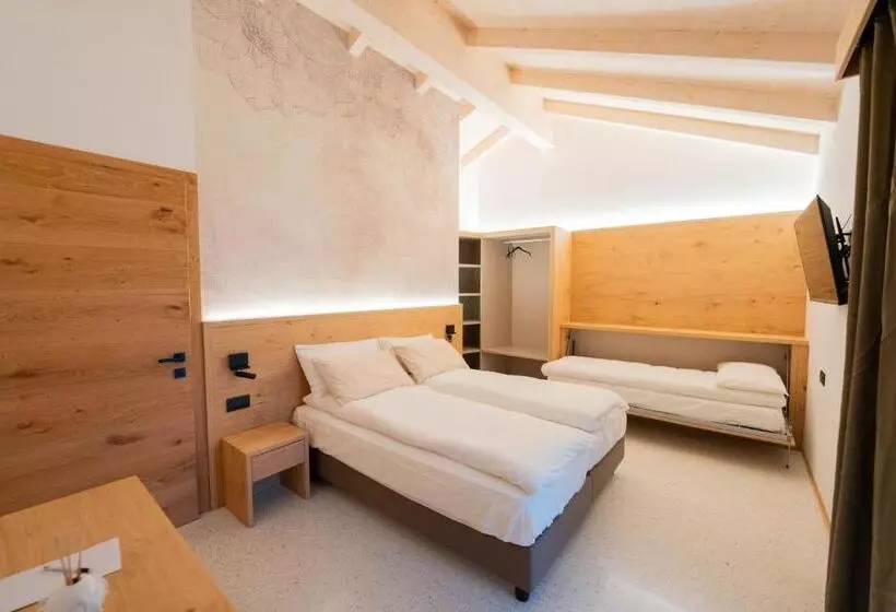 ホテル Agriturismo Val Castel