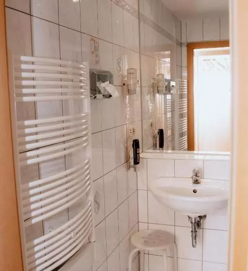 ホテル Gasthof Hummel