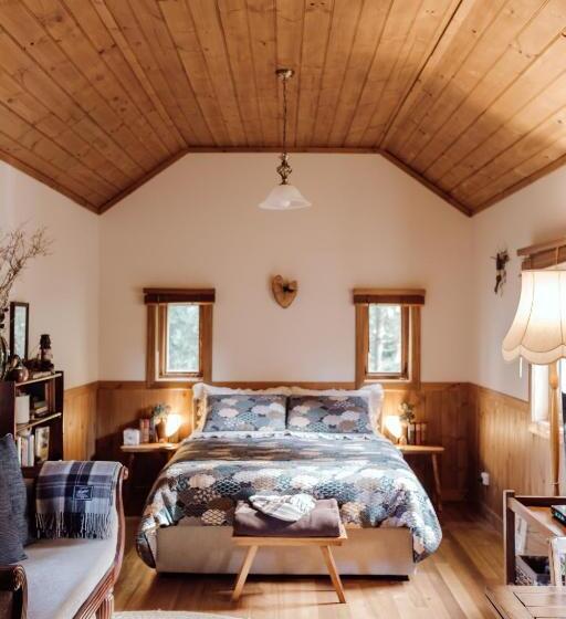 فندق Hideaway Farmlet Romantic Cottage With Miniature Goats