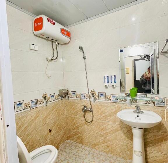 هتل Nhà Hàng Tiến Lâm 789