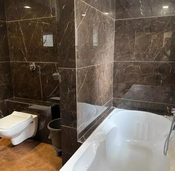 ホテル Secure Inn Kadodara Road