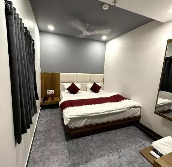 ホテル Secure Inn Kadodara Road