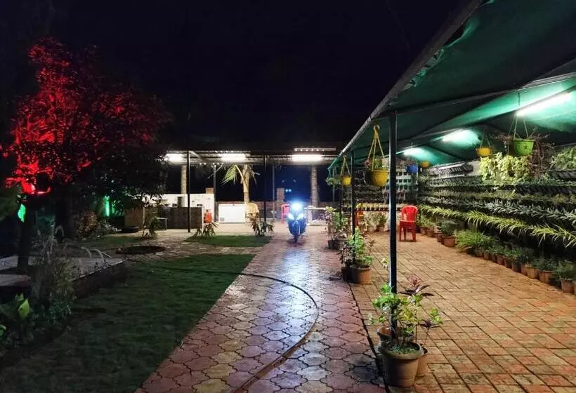 Hotelli Shivar Garden Agro Tourism