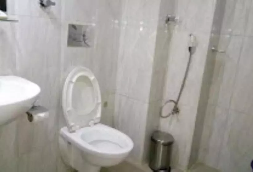 Hotel Yaiphabaa , Imphal