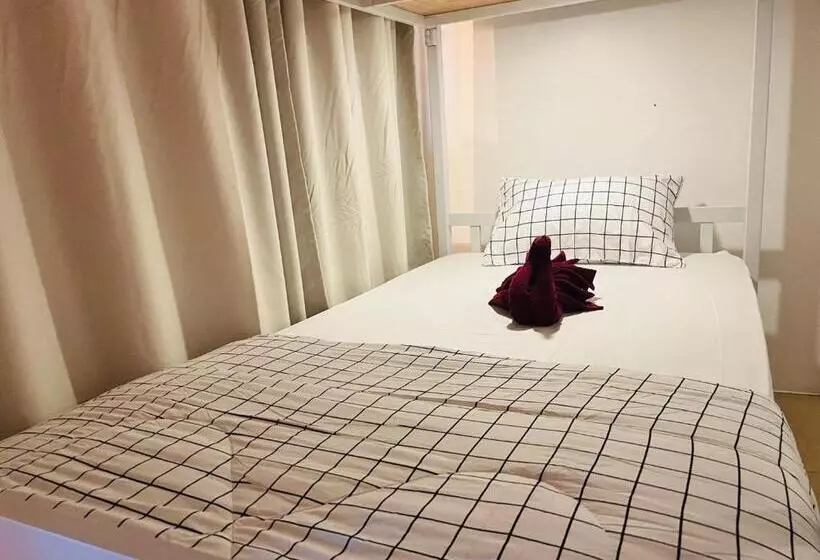 Jasper Phangan Hostel