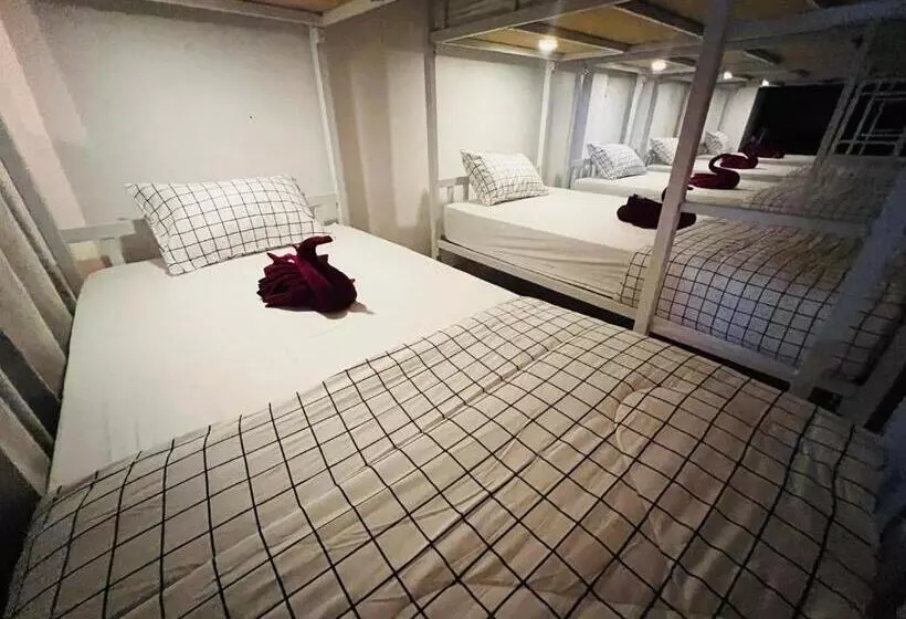 Jasper Phangan Hostel