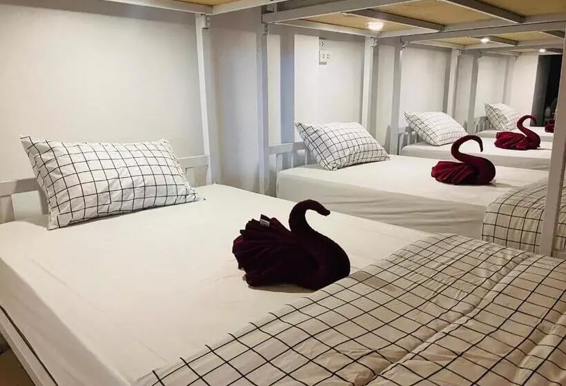 Jasper Phangan Hostel