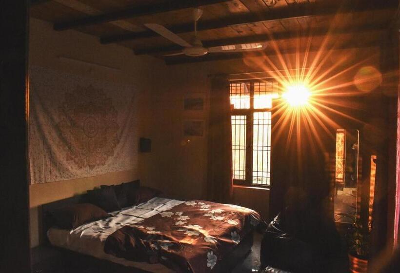 Karvaan B&b 2bhk Homestay