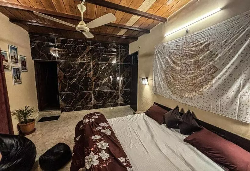 Karvaan B&b   2bhk Homestay