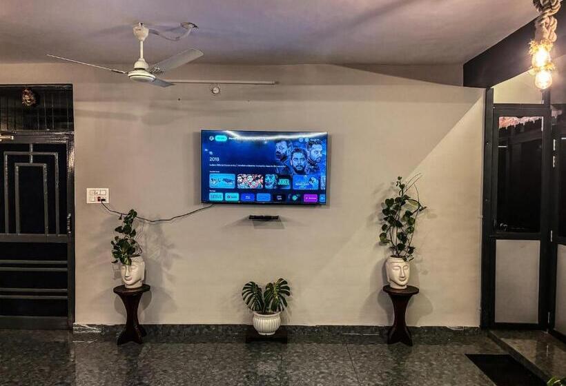 Karvaan B&b 2bhk Homestay