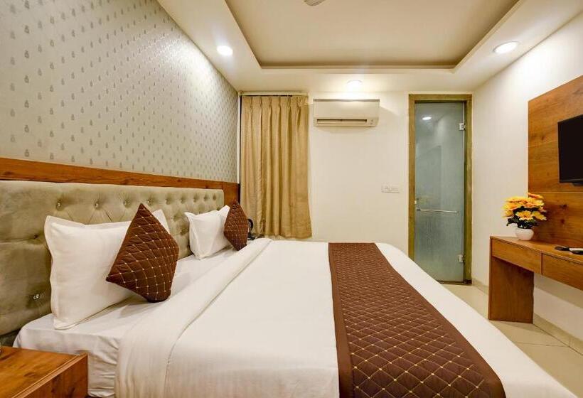 Ocean The Hotel Near Delhi Airport