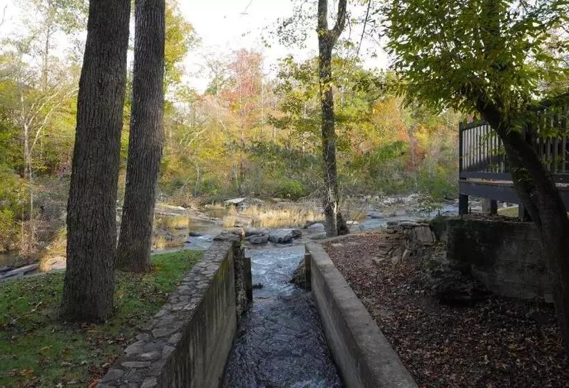 Majatalo Meadows Mill House Ii