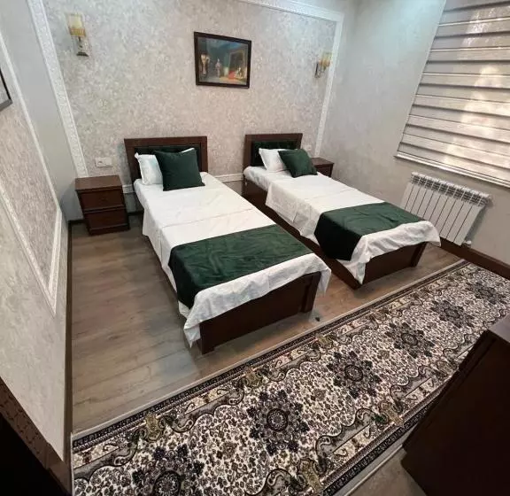 ペンション Moonlight Guest House