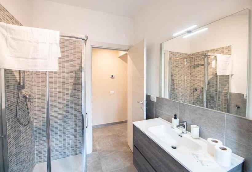 پانسیون 350 M Dall Ospedale Maggiore L Parcheggio Privato Free L Nova Galileo