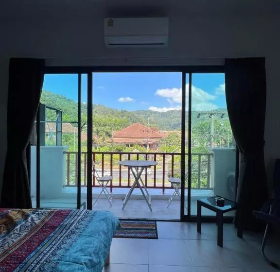 ペンション Petunya Phuket Guest House