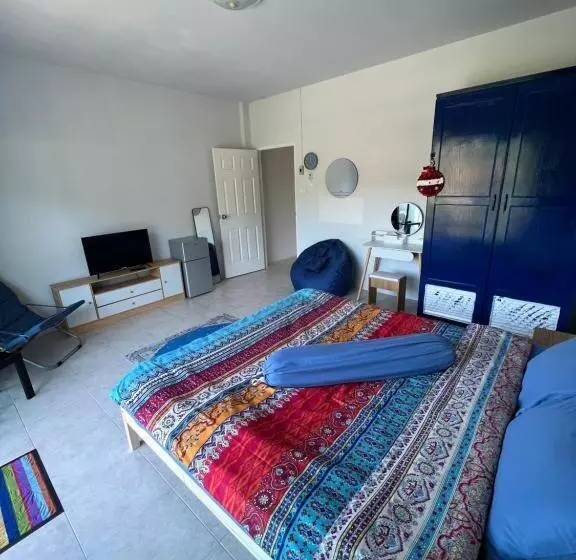 ペンション Petunya Phuket Guest House