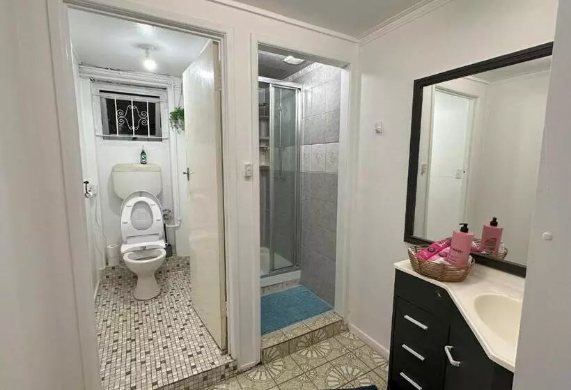 پانسیون Zen Escape Guest House  Romantic Escape, Cozy Delight, Oasis Suite