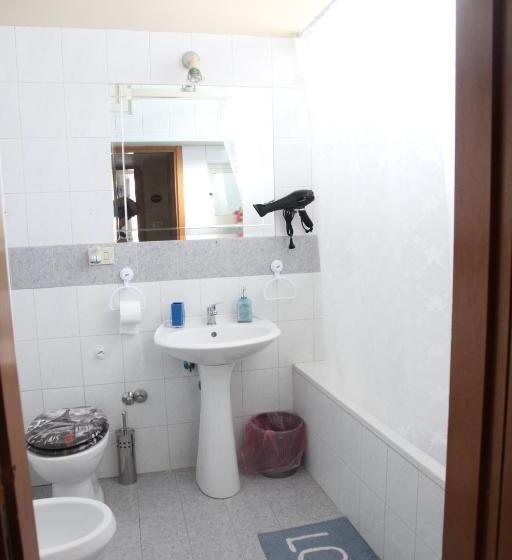 تختخواب و صبحانه Il Principe Di Napoli