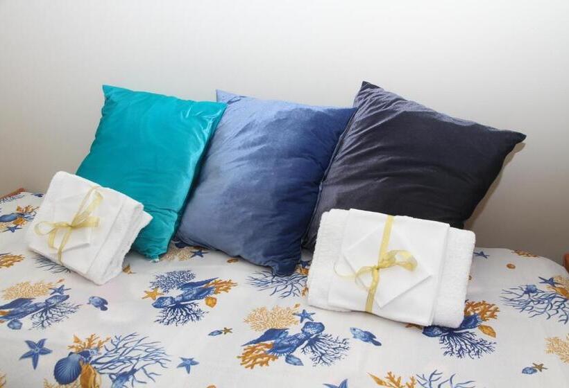 تختخواب و صبحانه Il Principe Di Napoli