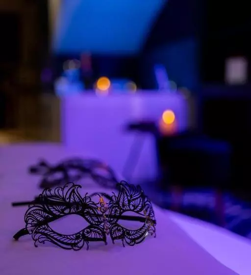 Aamiaismajoitus (B&B) Loveroom Le Côté Secret