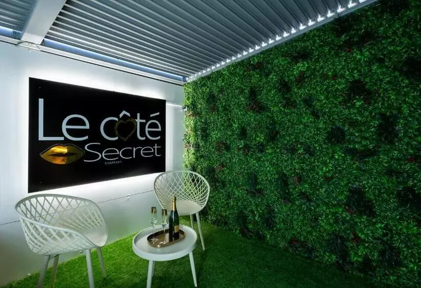 Aamiaismajoitus (B&B) Loveroom Le Côté Secret