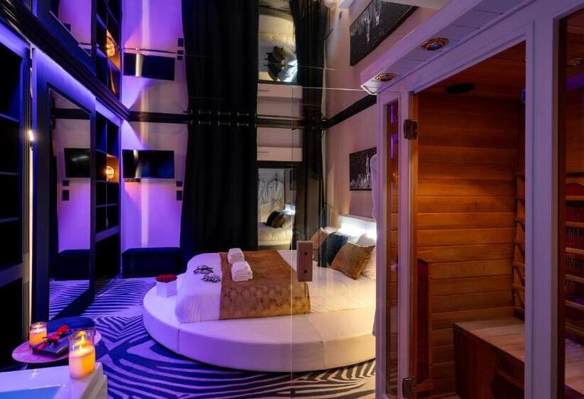 تختخواب و صبحانه Loveroom Le Côté Secret