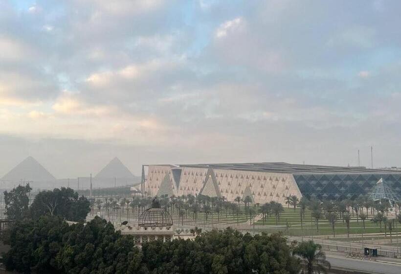 هتل Palm Grand Egyptian Museum, Pyramids View