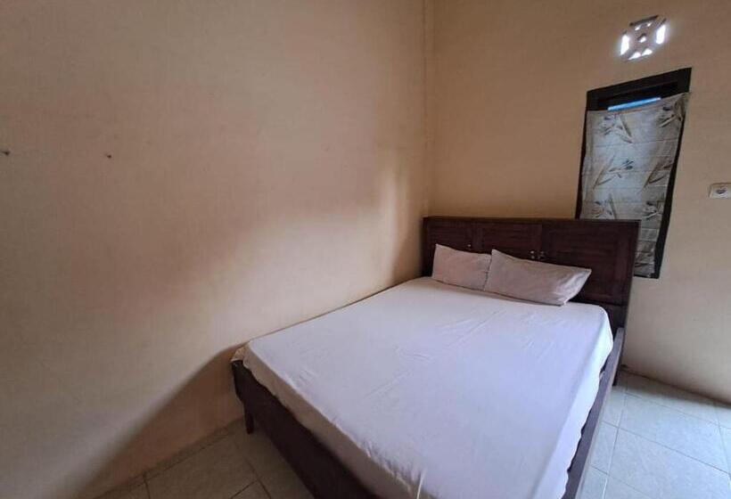 酒店 Spot On 93465 Archa Guest House Syariah