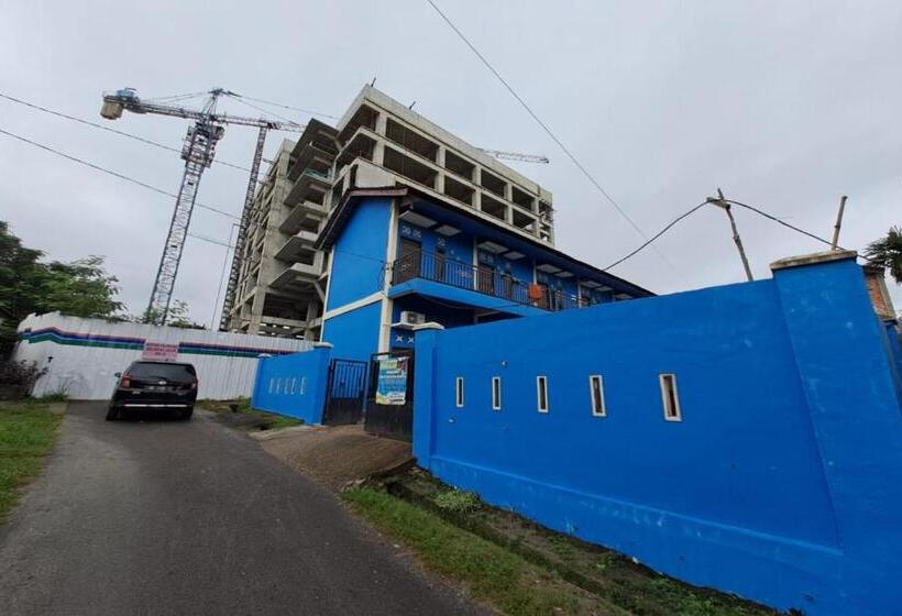 酒店 Spot On 93465 Archa Guest House Syariah