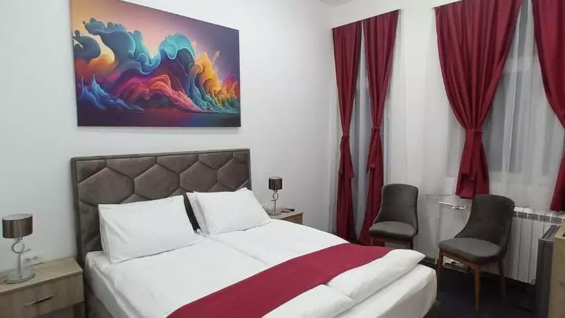 پانسیون Authentic Belgrade Centre   Luxury Suites