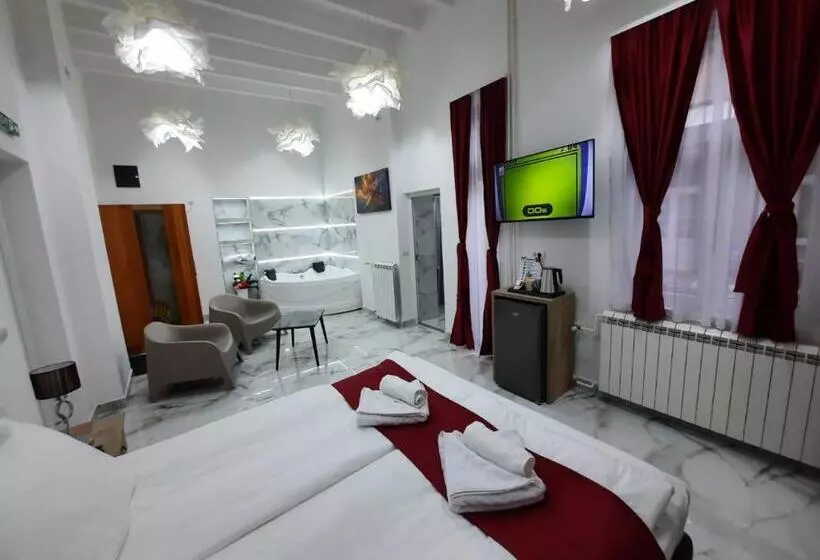 پانسیون Authentic Belgrade Centre   Luxury Suites