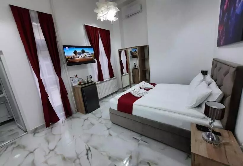 پانسیون Authentic Belgrade Centre   Luxury Suites