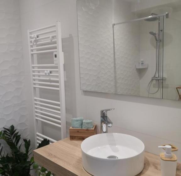 פנסיון Gites Mendiburia