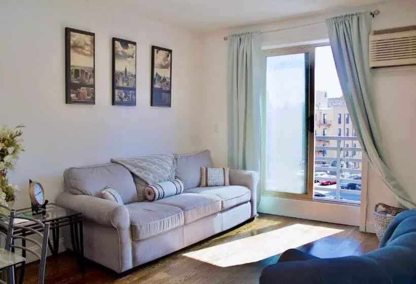 10 Minutes From Nyc   Astoria Lic Queens Cityview