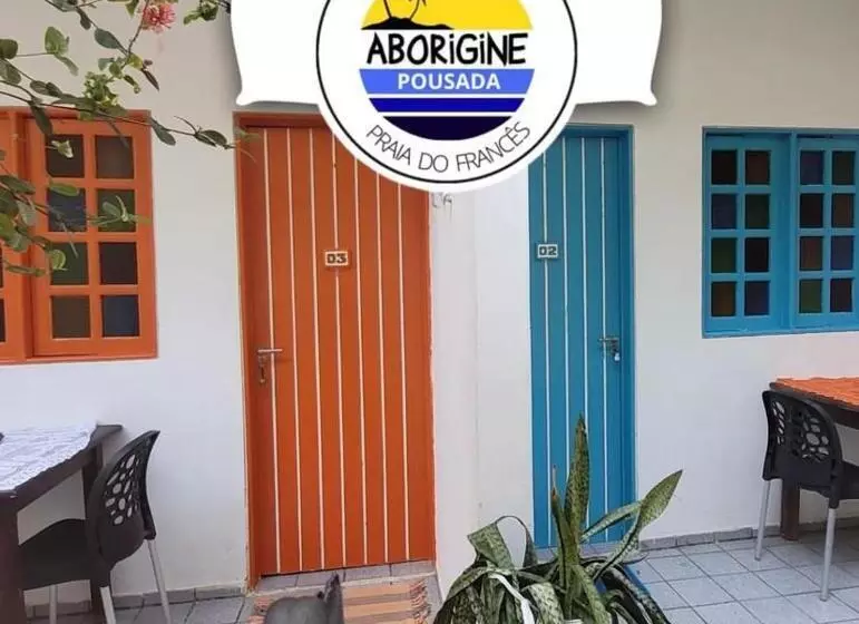 ユースホステル Suítes A 15 Metros Da Praia