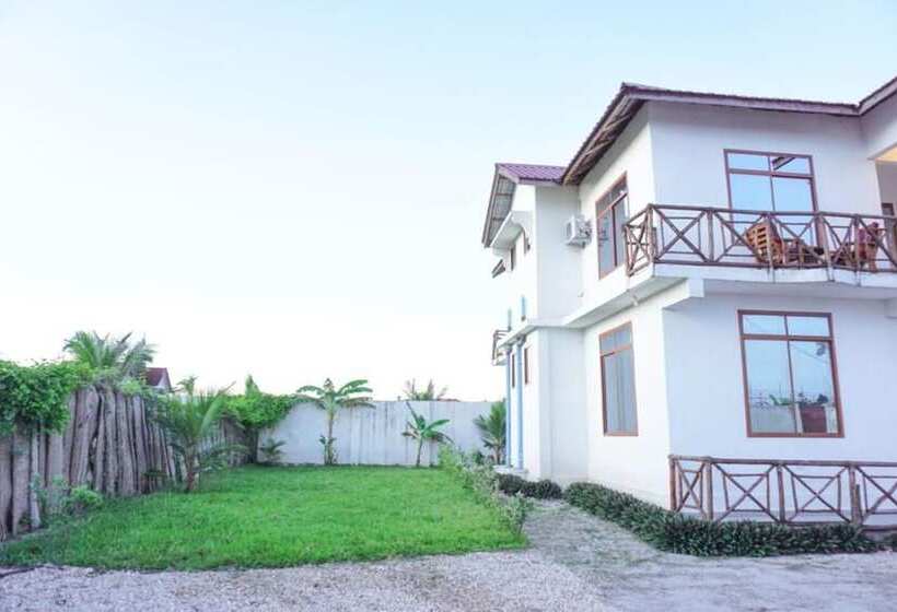 בית מלון כפרי Asili Nyumbani Residence