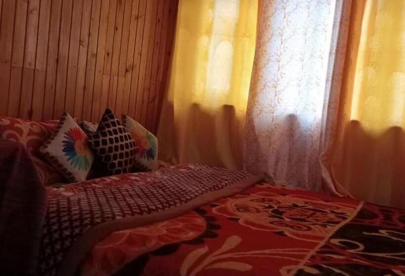 فندق Lolegaon Farmstay By Stayapsrt