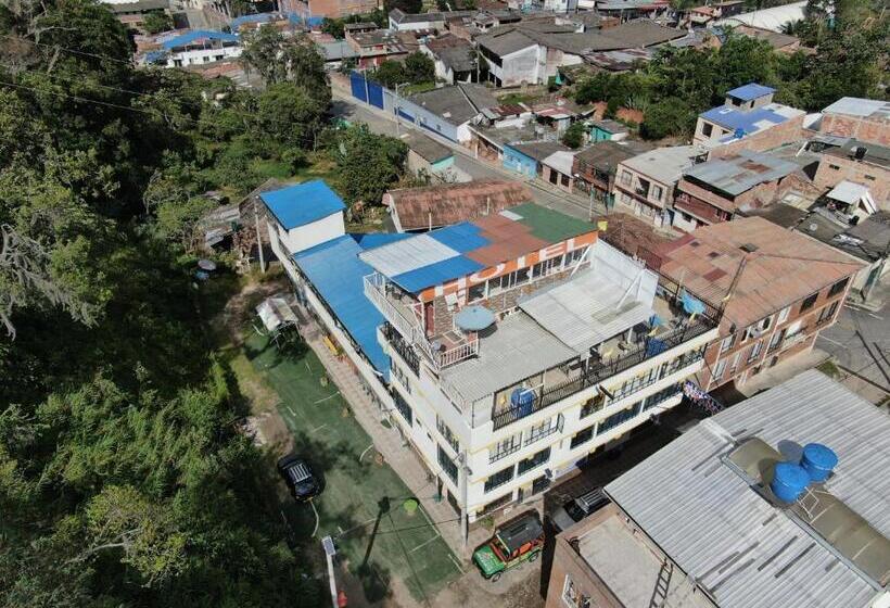 فندق Naranja Sport