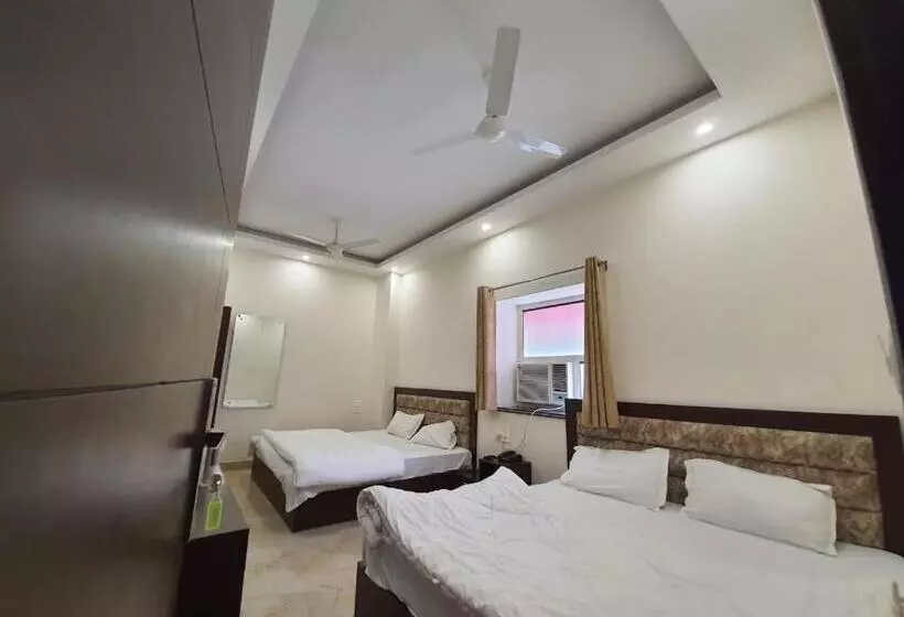 ホテル New Gokul Grand