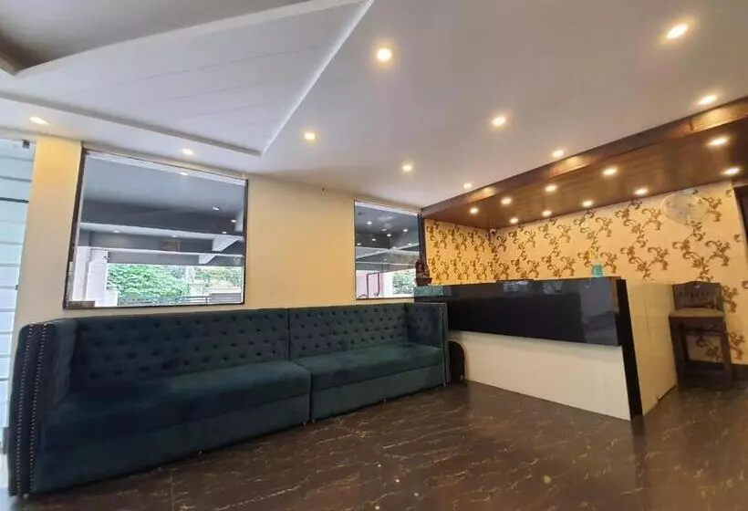 ホテル New Gokul Grand